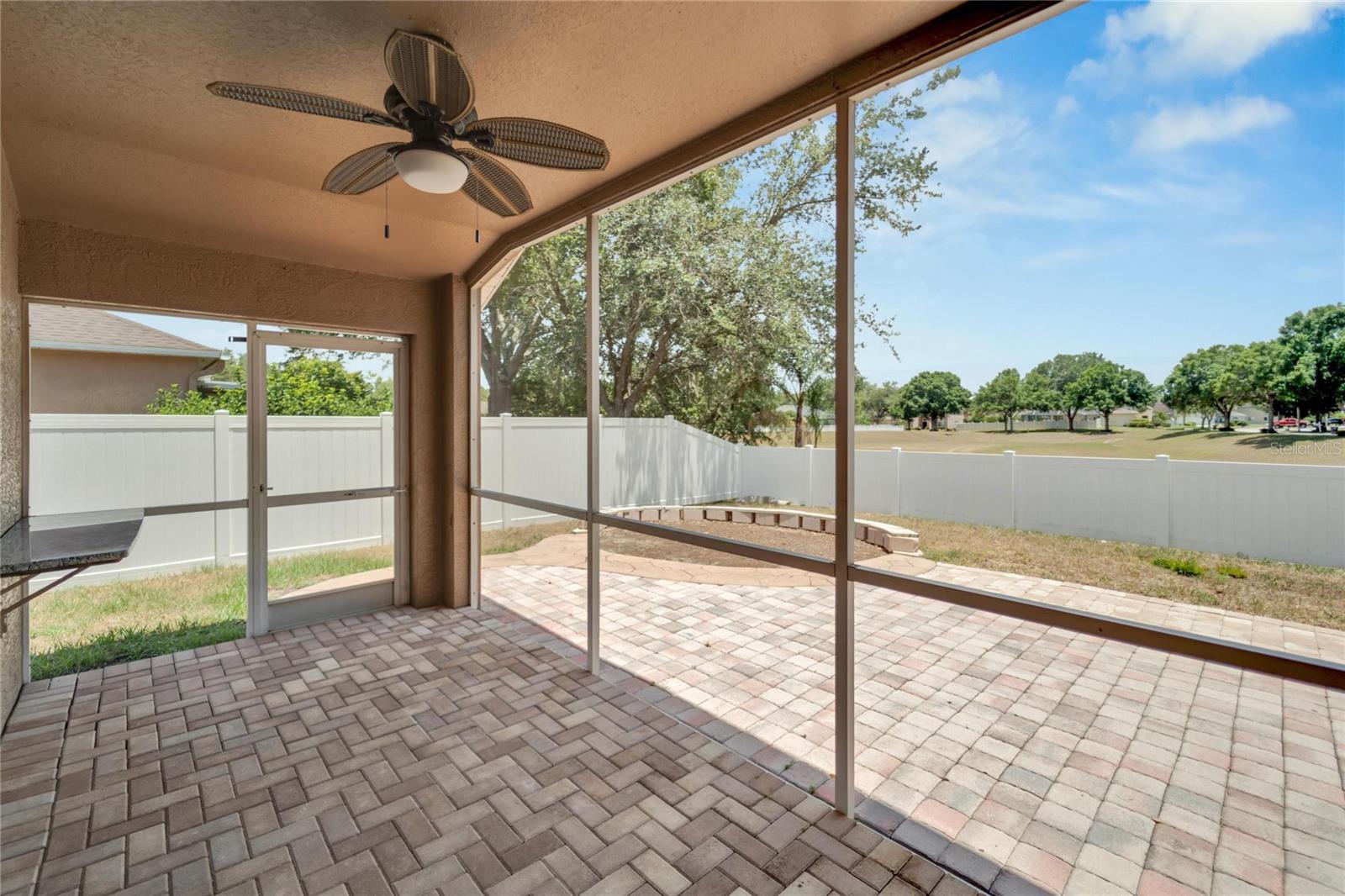 Image 39 of 69 For 2745 Buckhorn Preserve Boulevard