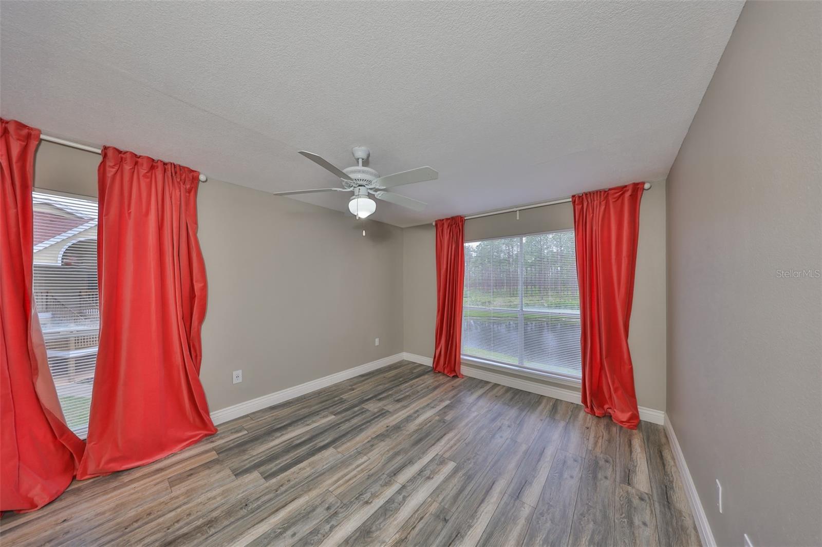 Image 18 of 36 For 9481 Highland Oak Drive 1206
