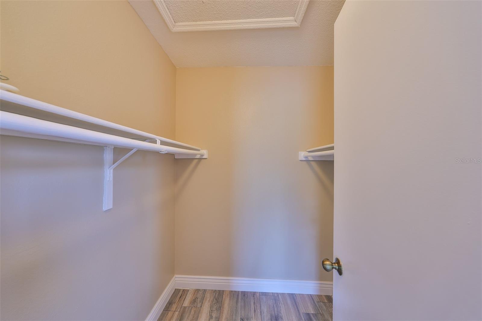 Image 21 of 36 For 9481 Highland Oak Drive 1206