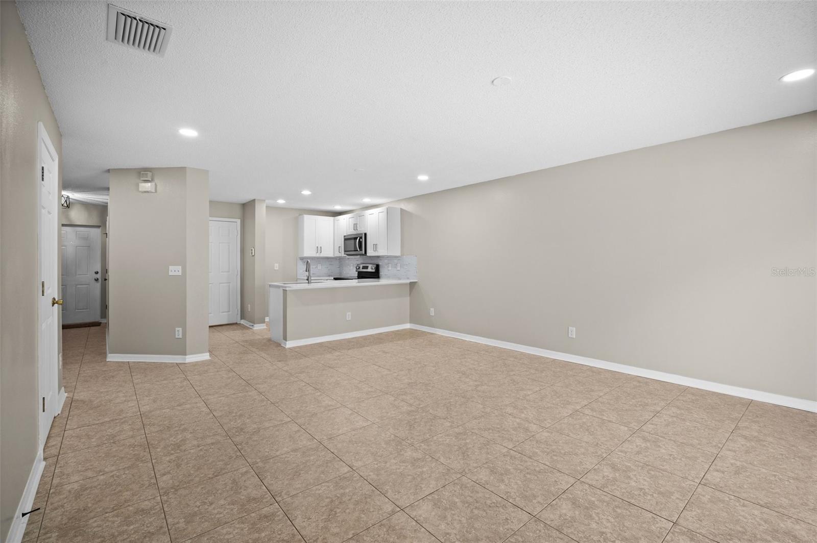 Image 10 of 44 For 4535 Winding River Way