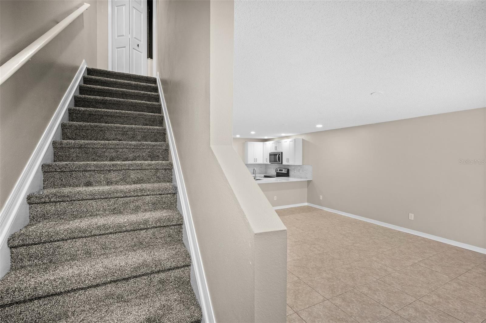 Image 18 of 44 For 4535 Winding River Way