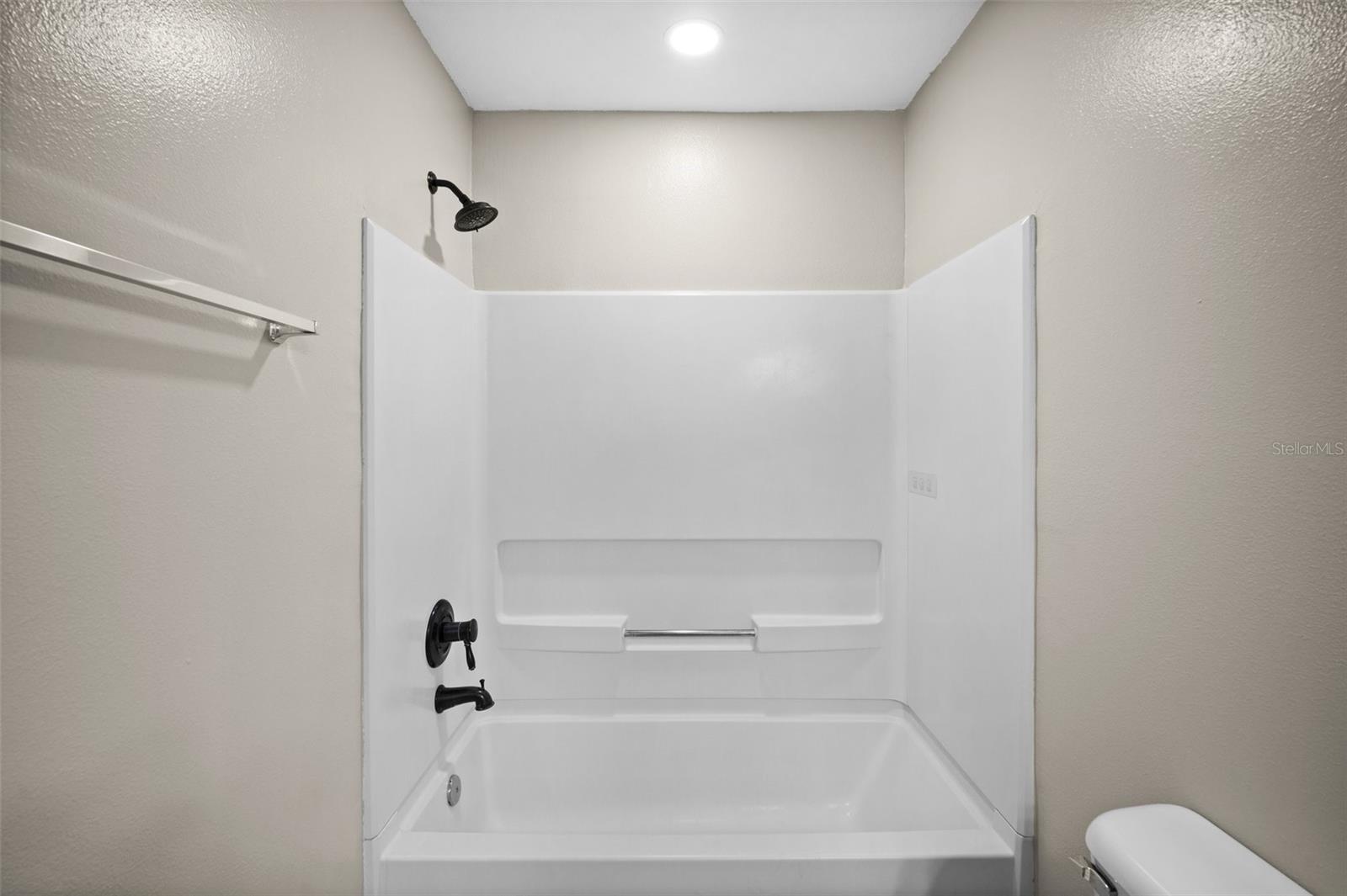 Image 23 of 44 For 4535 Winding River Way
