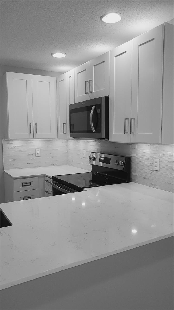 Image 7 of 44 For 4535 Winding River Way