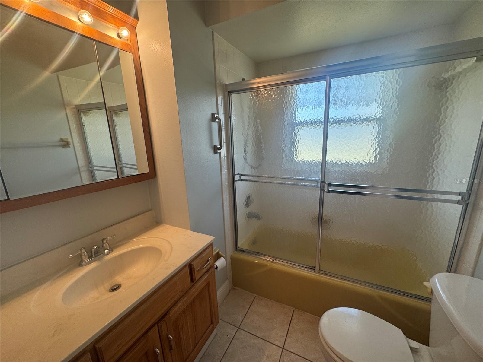 Image 12 of 17 For 524 Pangola Drive