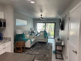 Image 4 of 47 For 5768 75th Terrace N