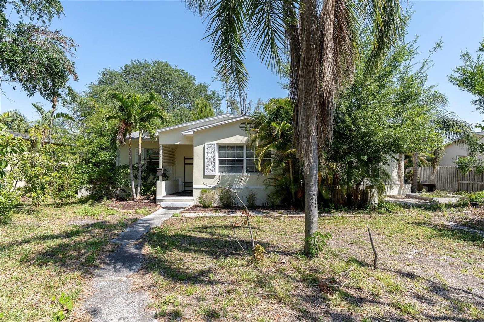 Details for 627 38th Avenue Ne, ST PETERSBURG, FL 33704