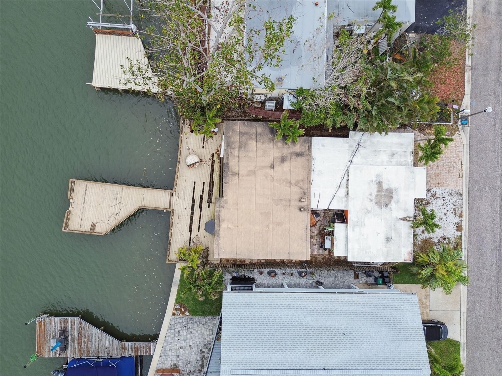 Image 12 of 24 For 566 182nd Avenue E