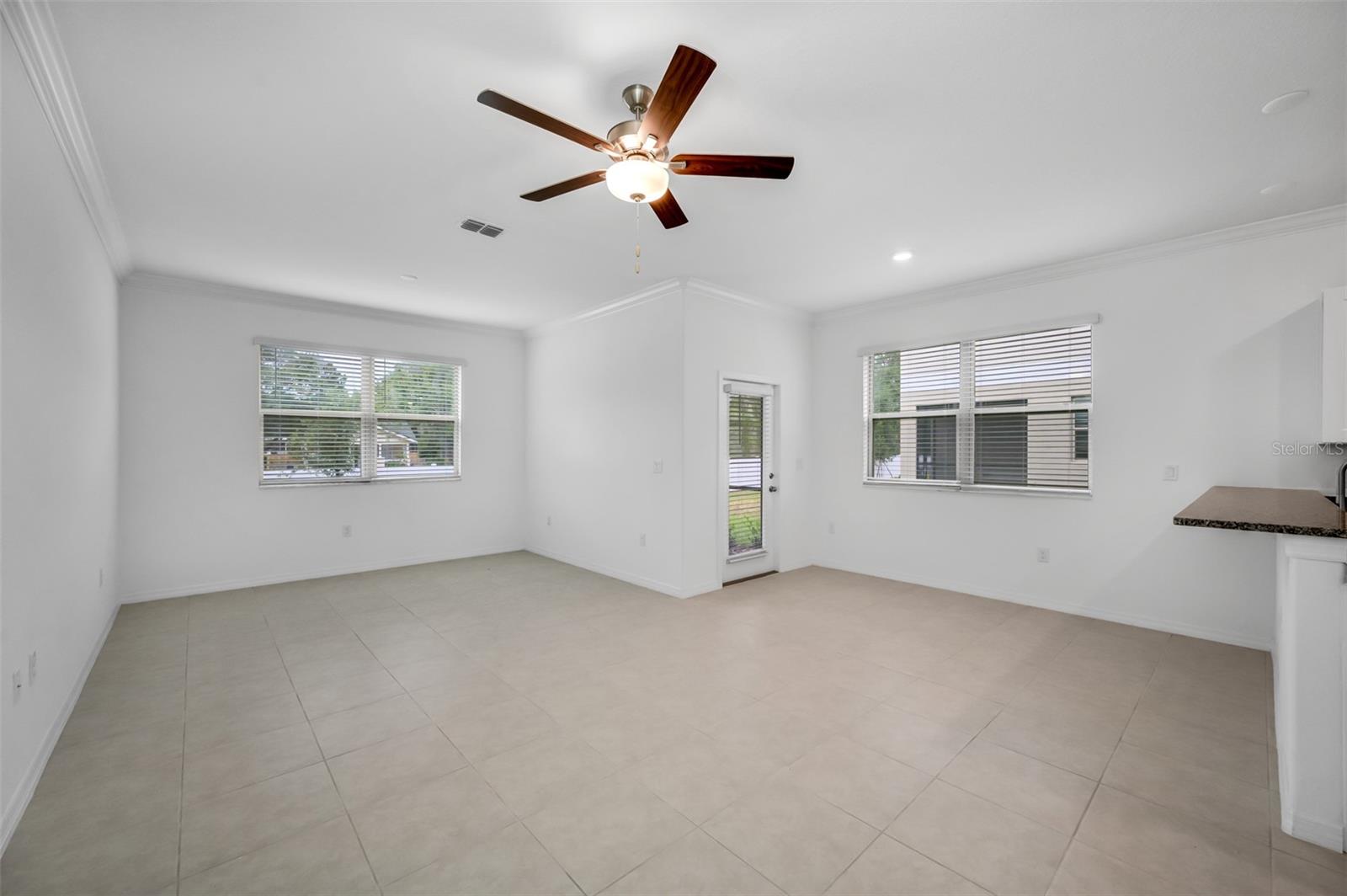 Image 11 of 31 For 30752 Veridian Way