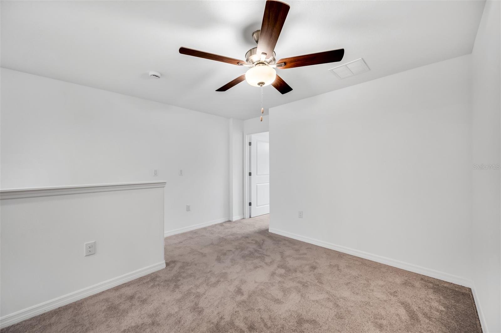 Image 19 of 31 For 30752 Veridian Way