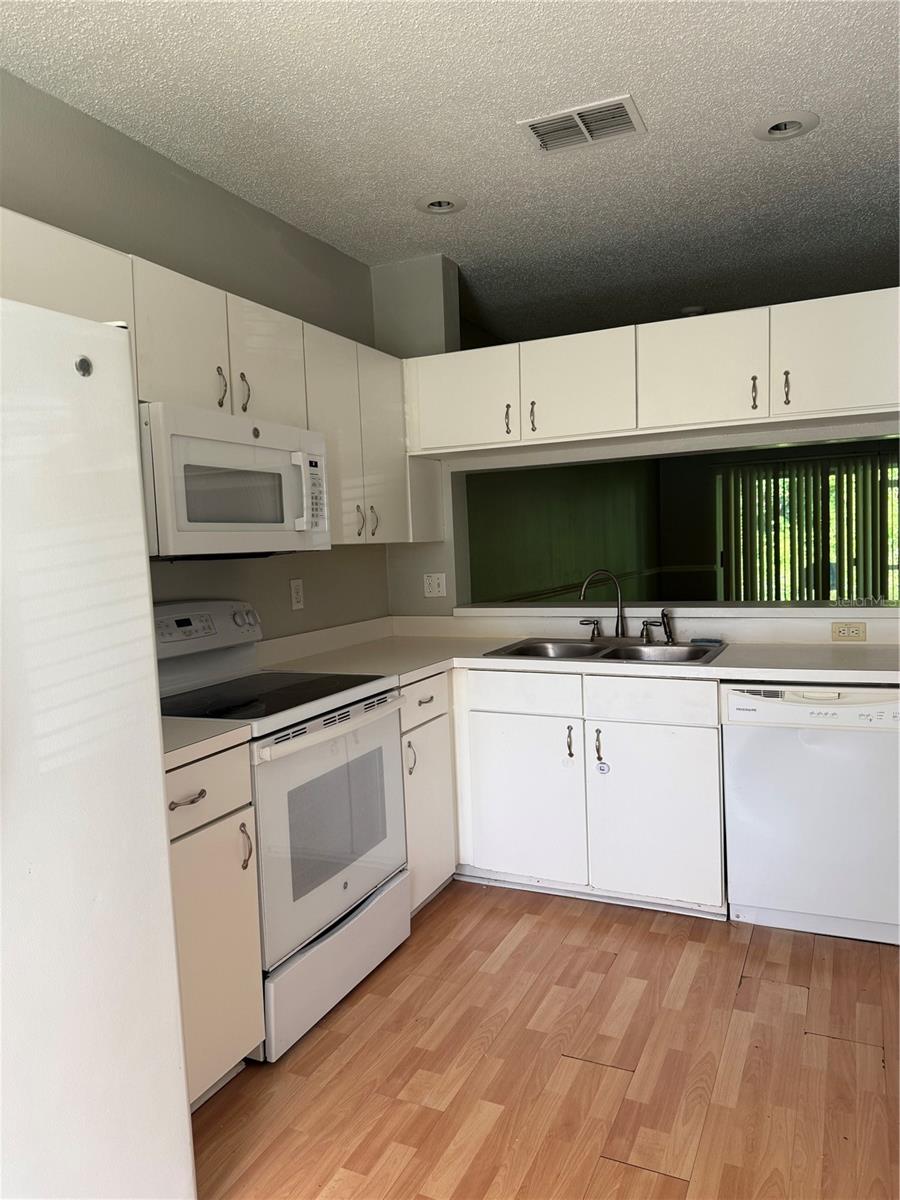 Image 3 of 12 For 29931 Playa Del Rey Lane