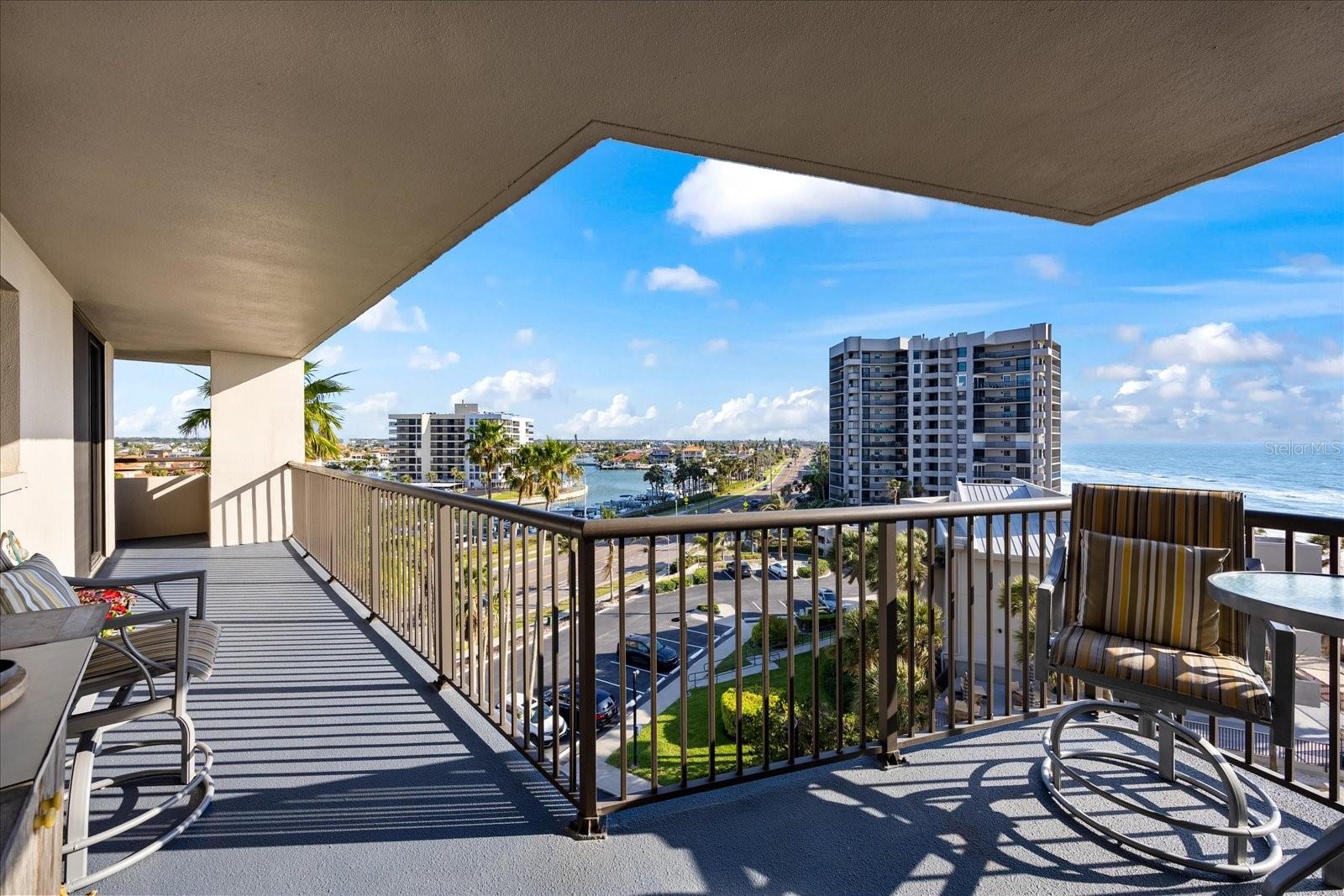 Image 17 of 71 For 1600 Gulf Boulevard 618