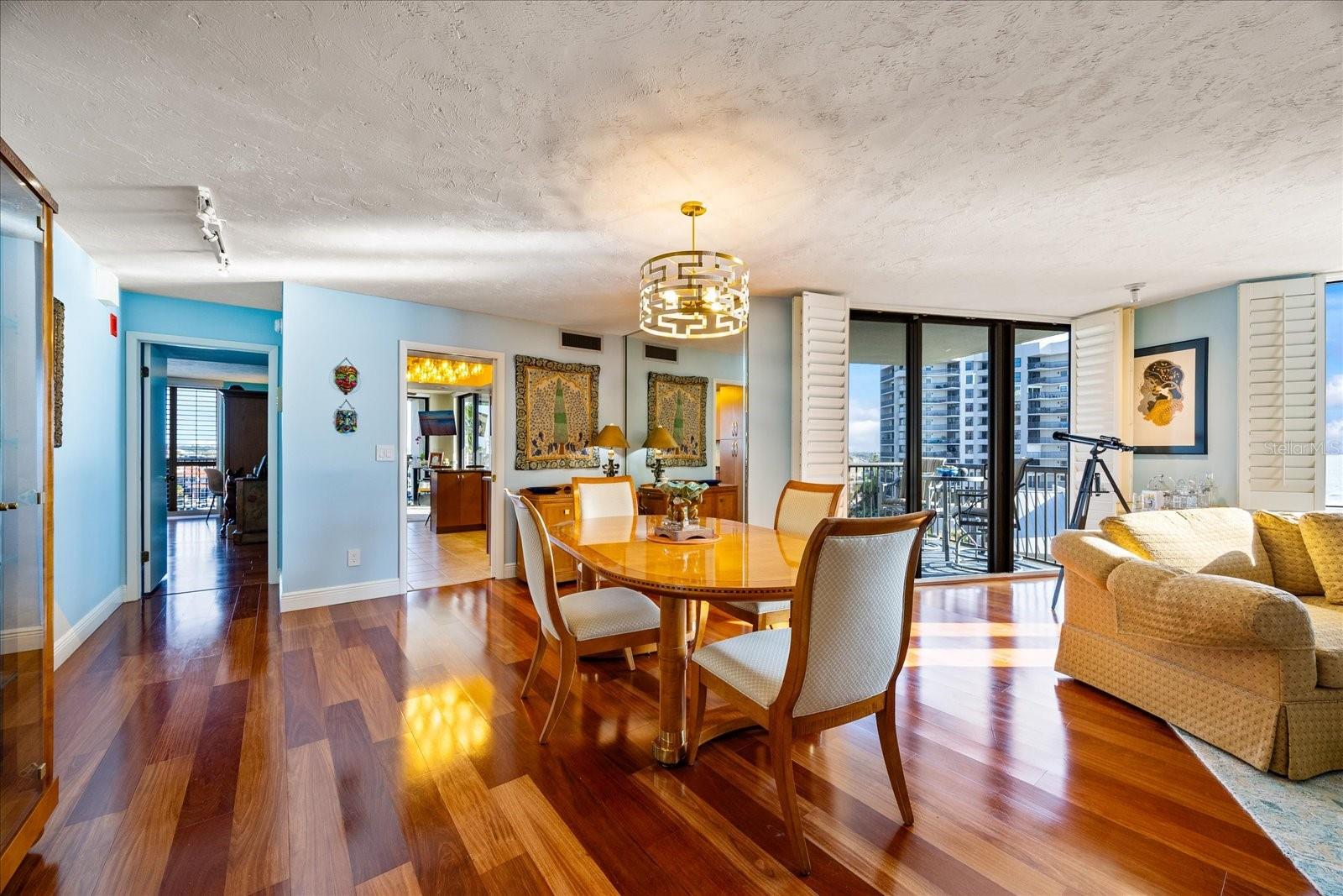 Image 27 of 71 For 1600 Gulf Boulevard 618