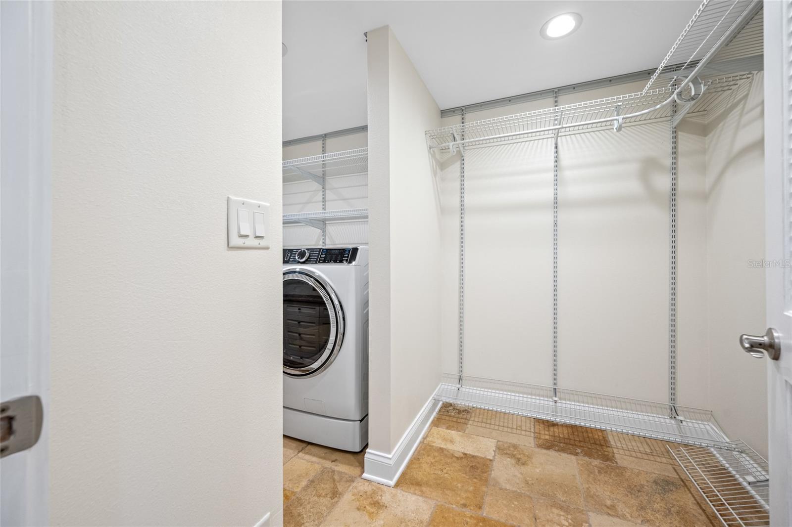 Image 73 of 73 For 400 5th Avenue S