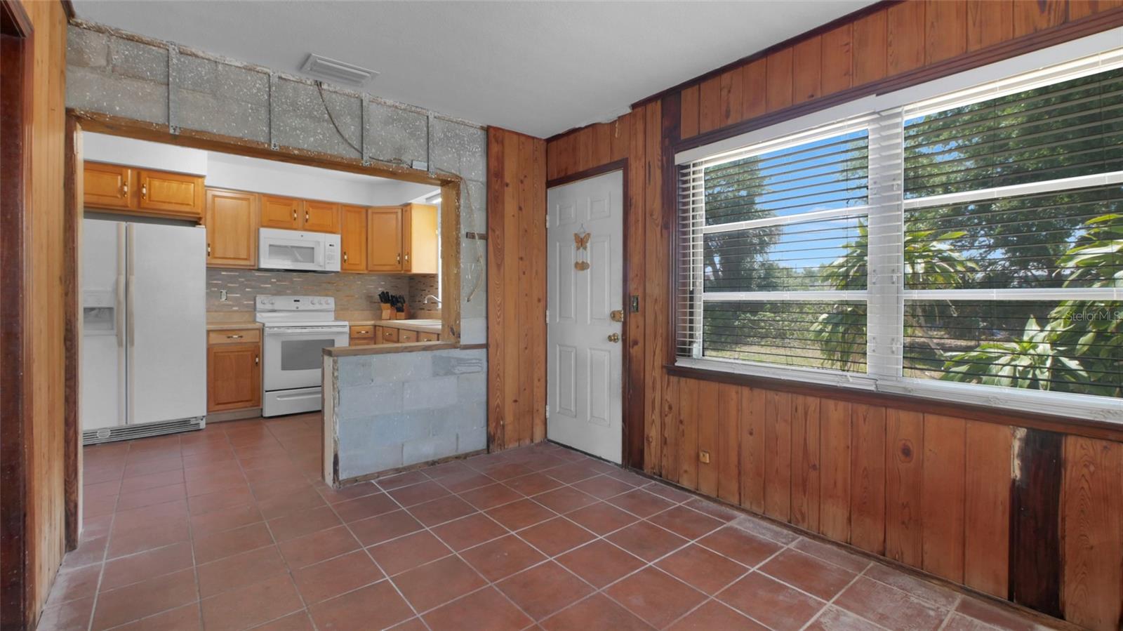 Image 10 of 17 For 5000 18th Avenue S