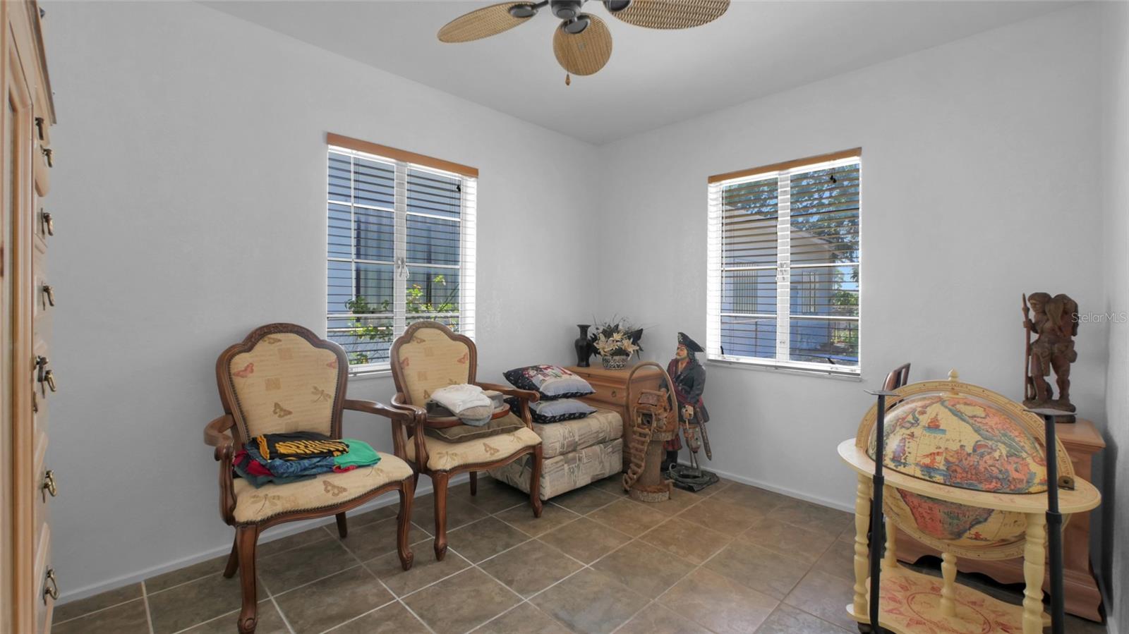 Image 14 of 17 For 5000 18th Avenue S
