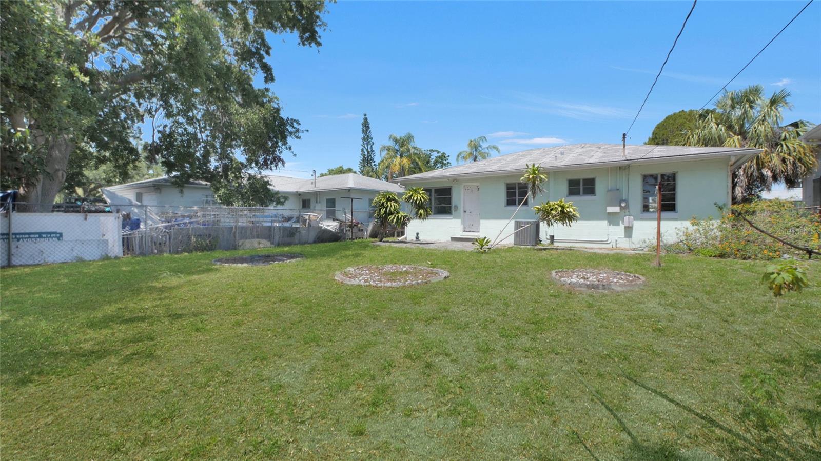 Image 4 of 17 For 5000 18th Avenue S
