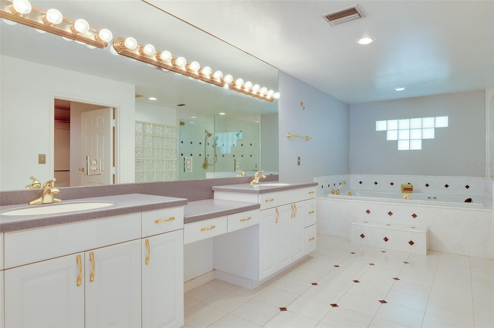 Image 21 of 48 For 8515 Merrimoor Boulevard