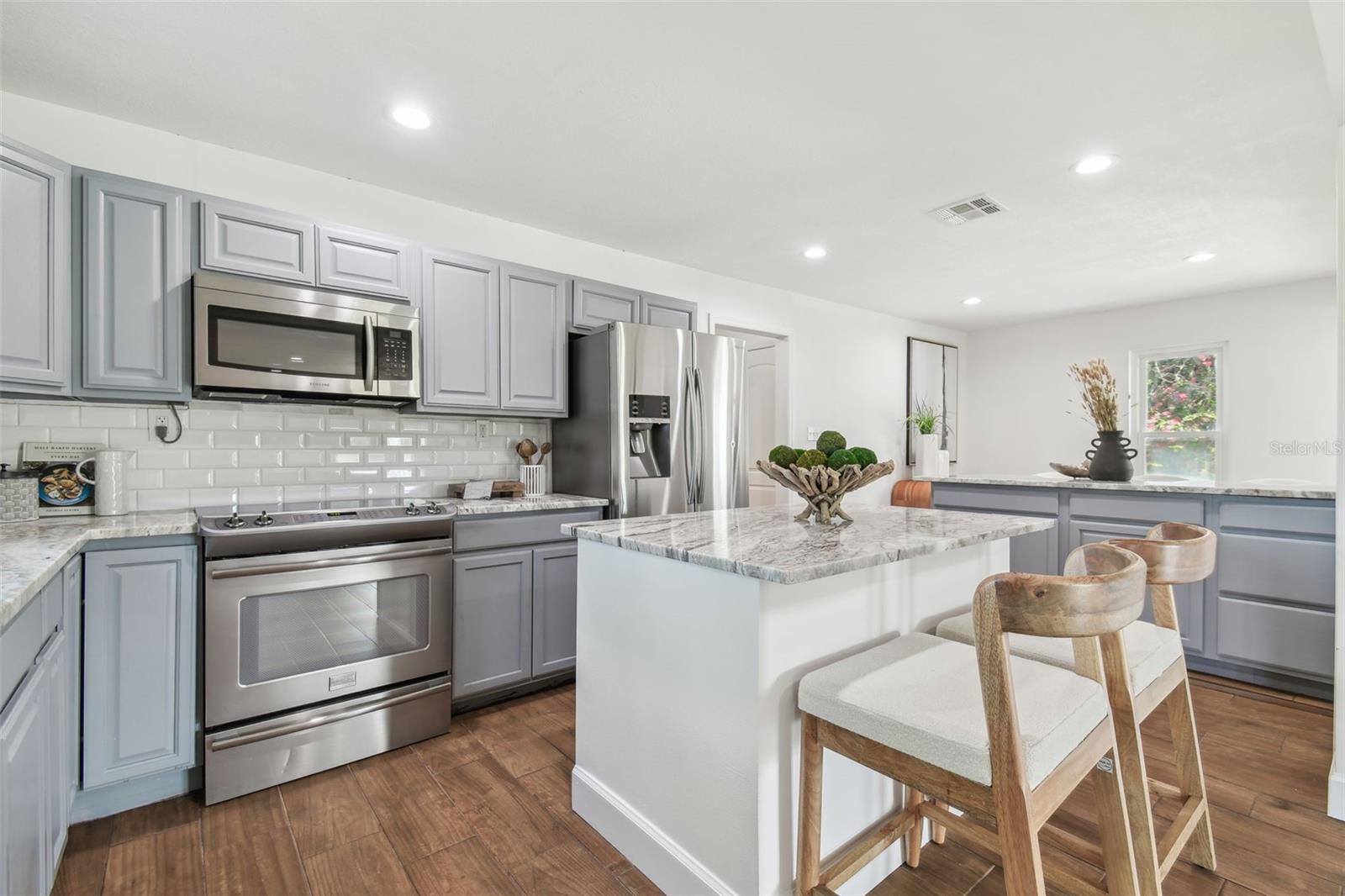 Image 6 of 66 For 30229 Coast Lane