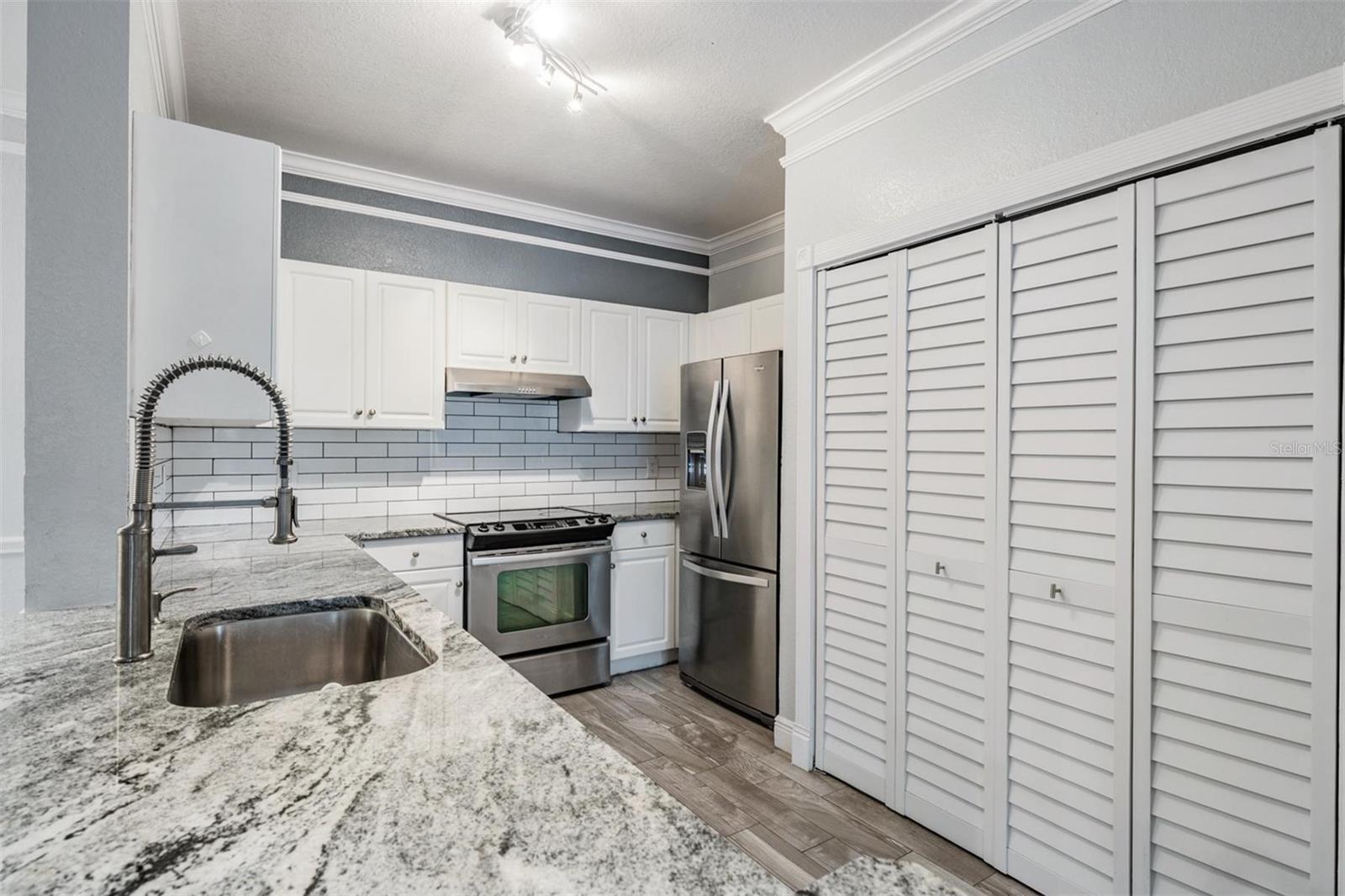 Image 33 of 60 For 4306 Bayside Village Drive 104