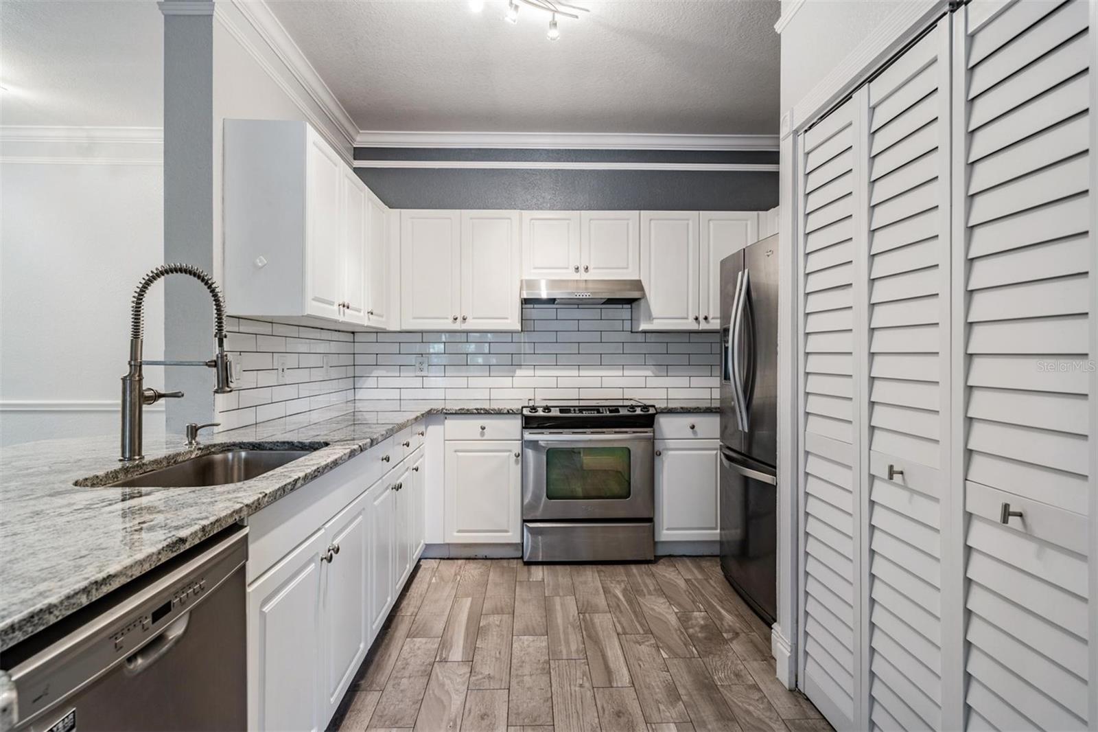 Image 34 of 60 For 4306 Bayside Village Drive 104