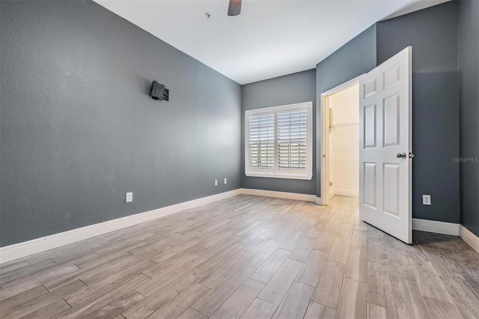 Image 37 of 60 For 4306 Bayside Village Drive 104