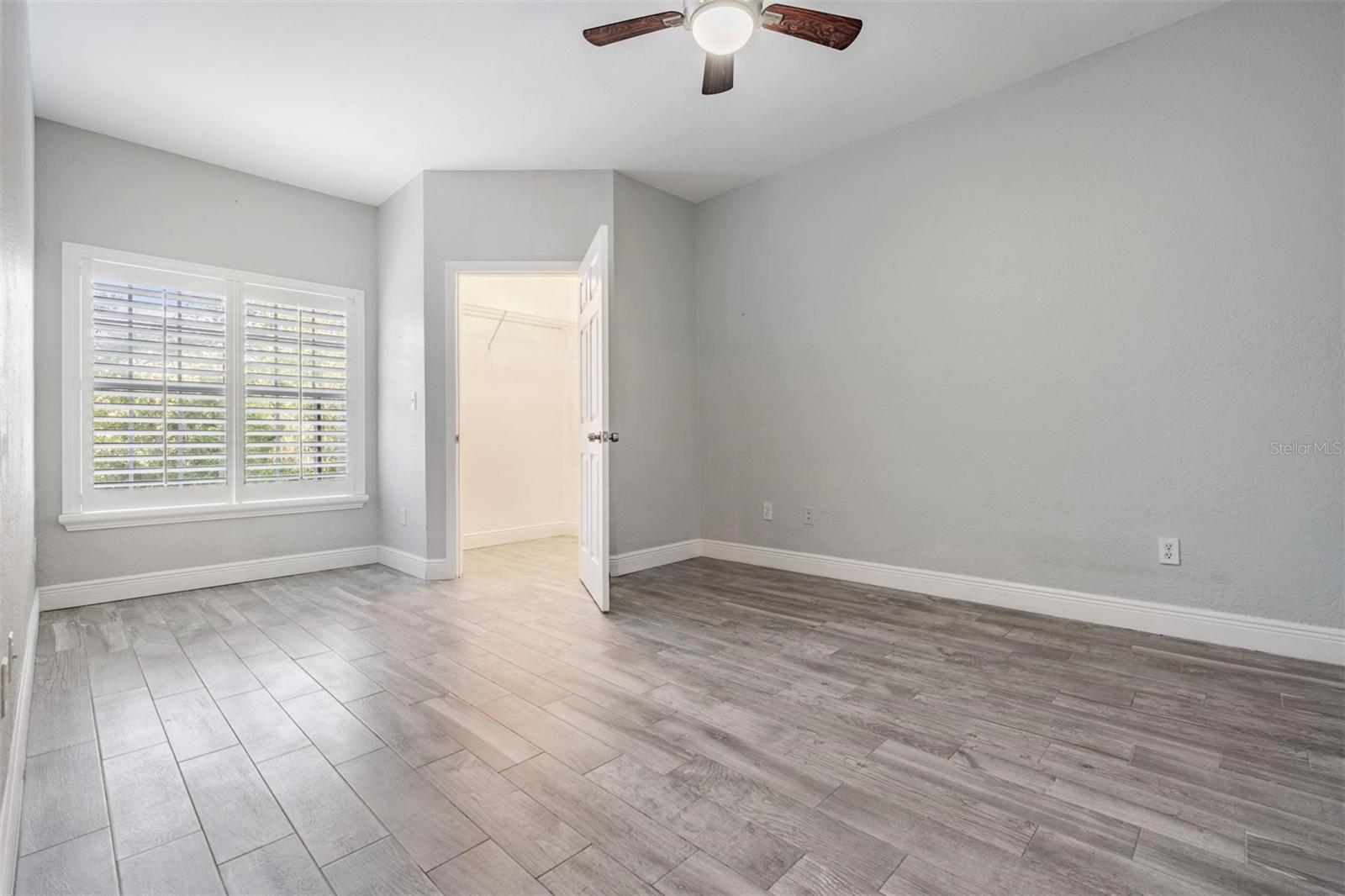 Image 42 of 60 For 4306 Bayside Village Drive 104