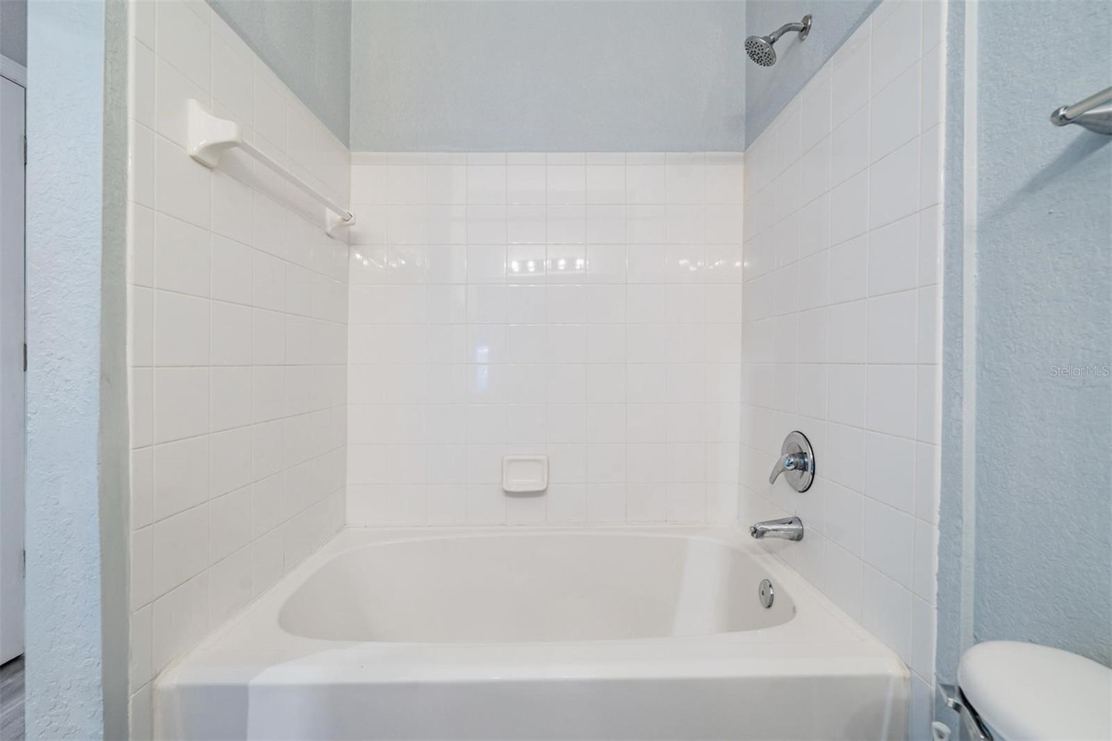 Image 45 of 60 For 4306 Bayside Village Drive 104