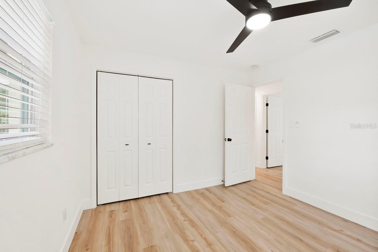 Image 30 of 42 For 1886 San Mateo Drive