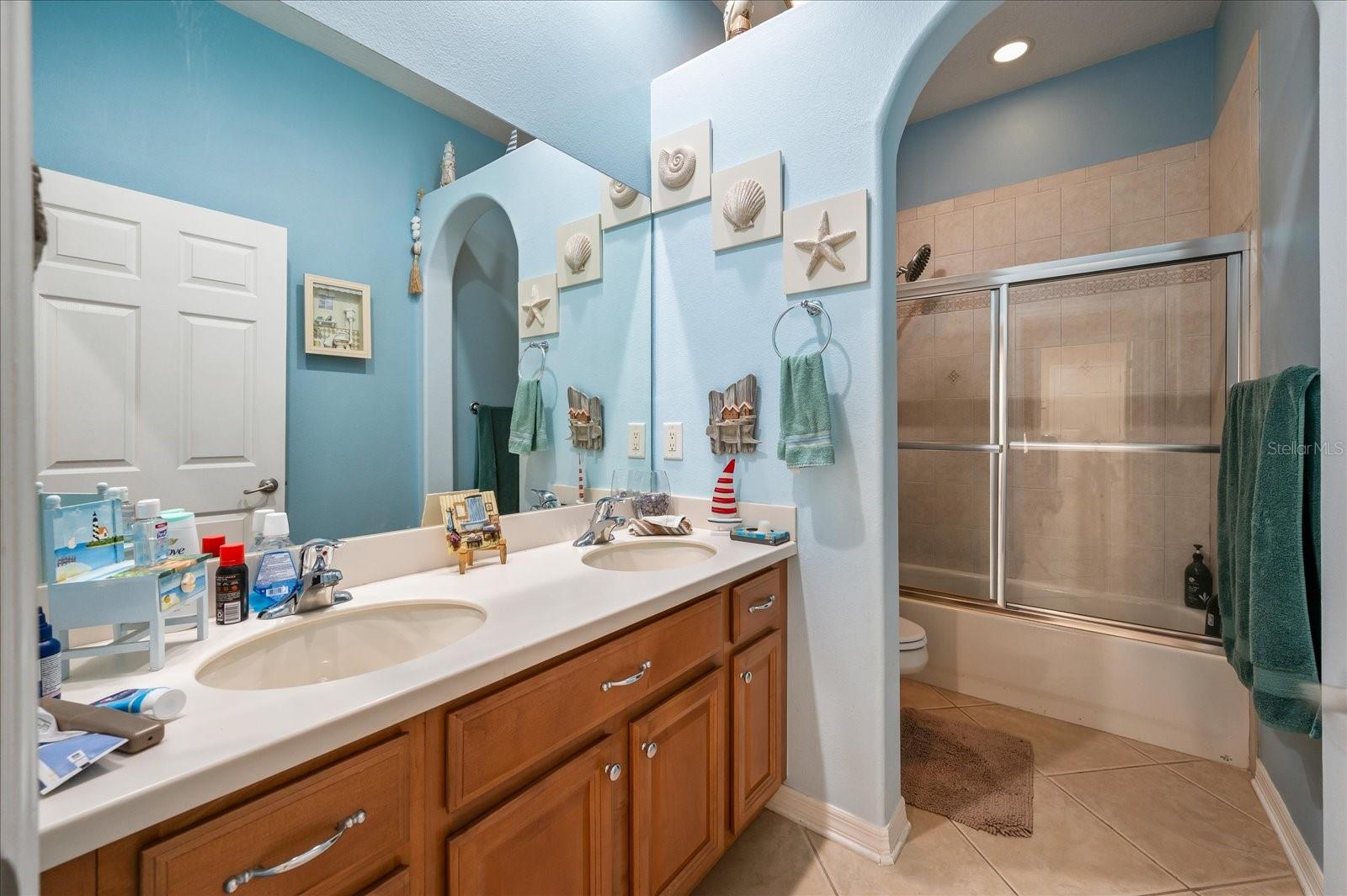 Image 30 of 57 For 4111 70th Avenue E