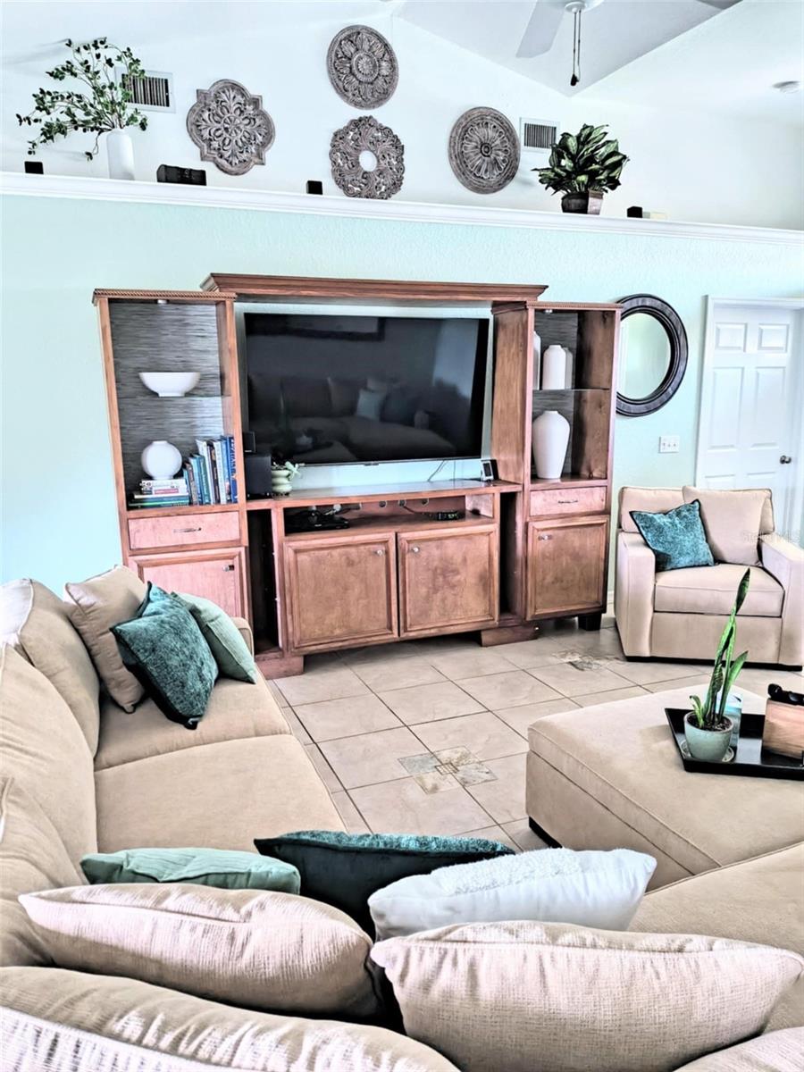Image 2 of 50 For 2522 Pine Valley Drive