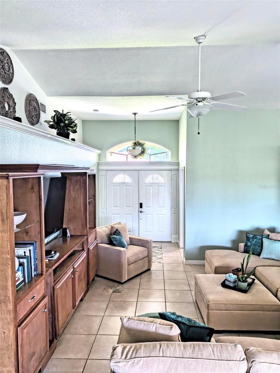 Image 5 of 50 For 2522 Pine Valley Drive