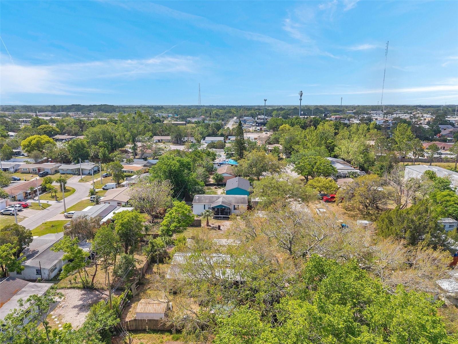 Listing photo id 37 for 8844 Mike Street