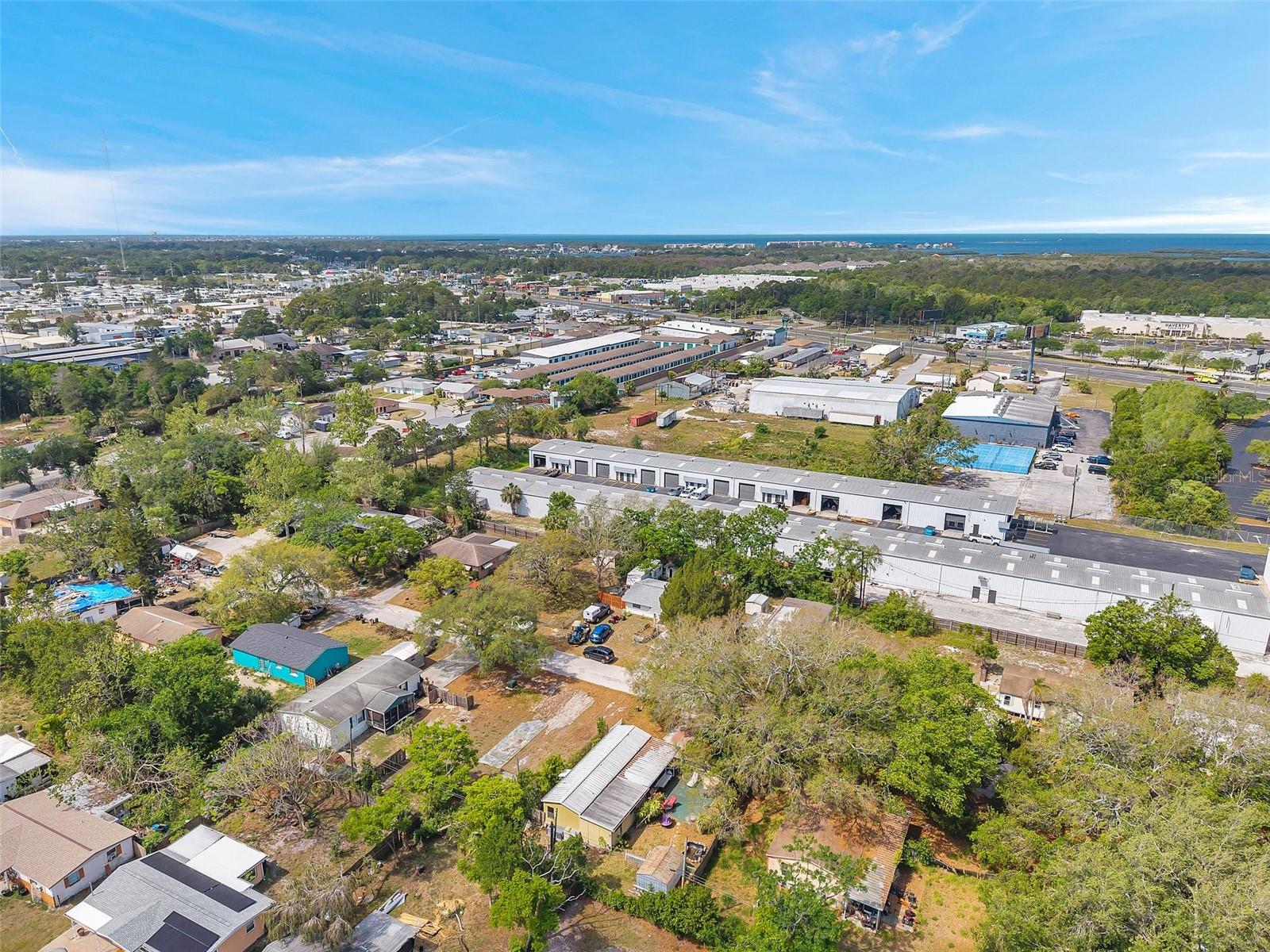 Listing photo id 45 for 8844 Mike Street