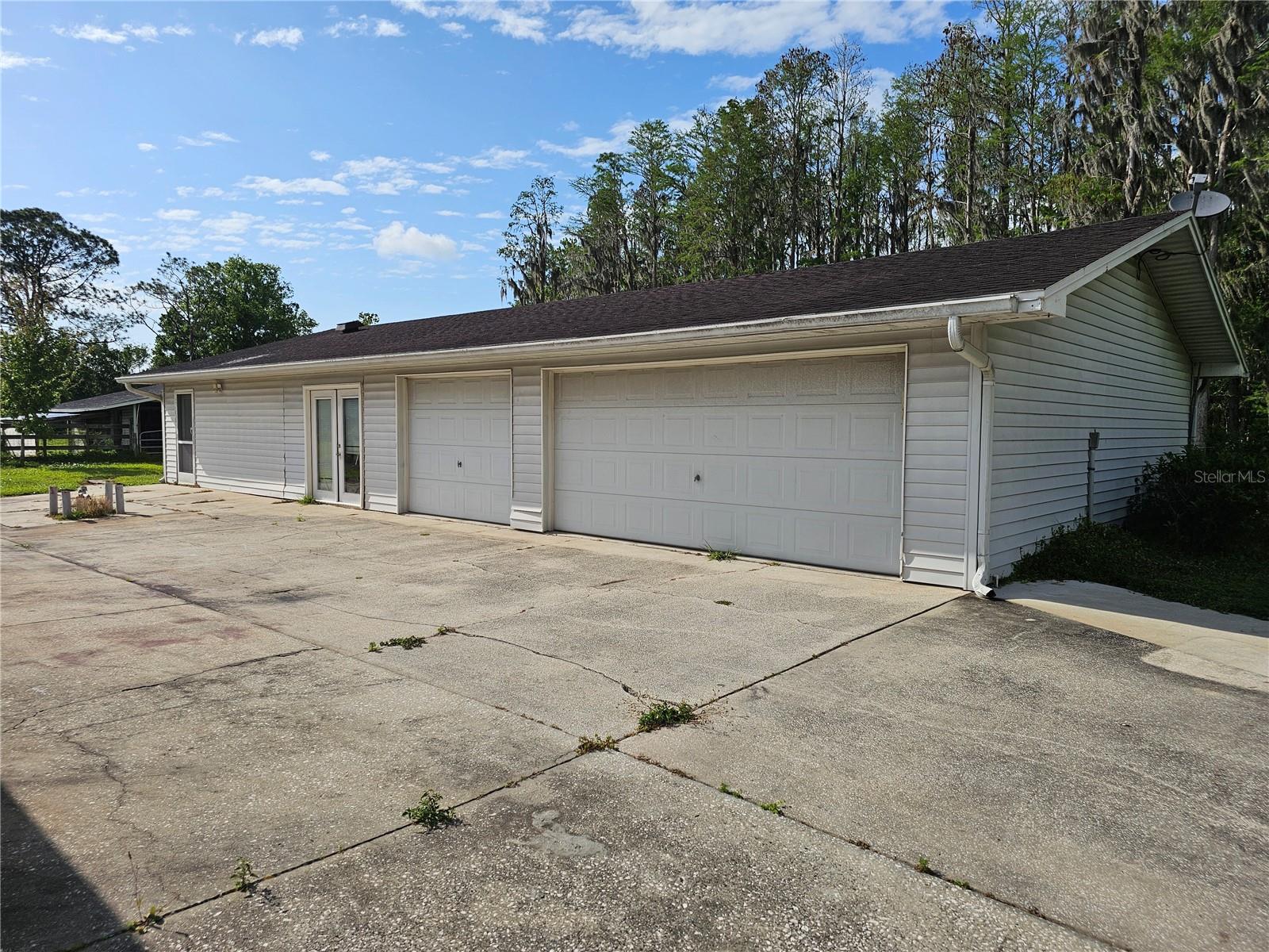 Listing photo id 19 for 3465 Keystone Road