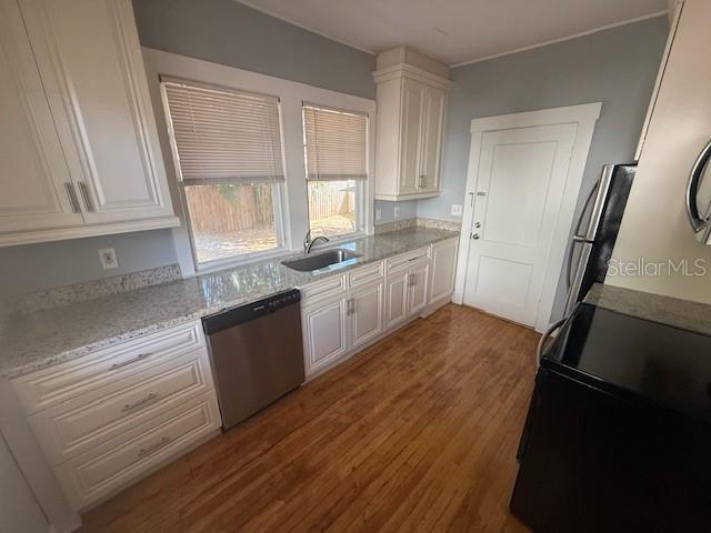 Image 4 of 14 For 3303 Barcelona Street 3