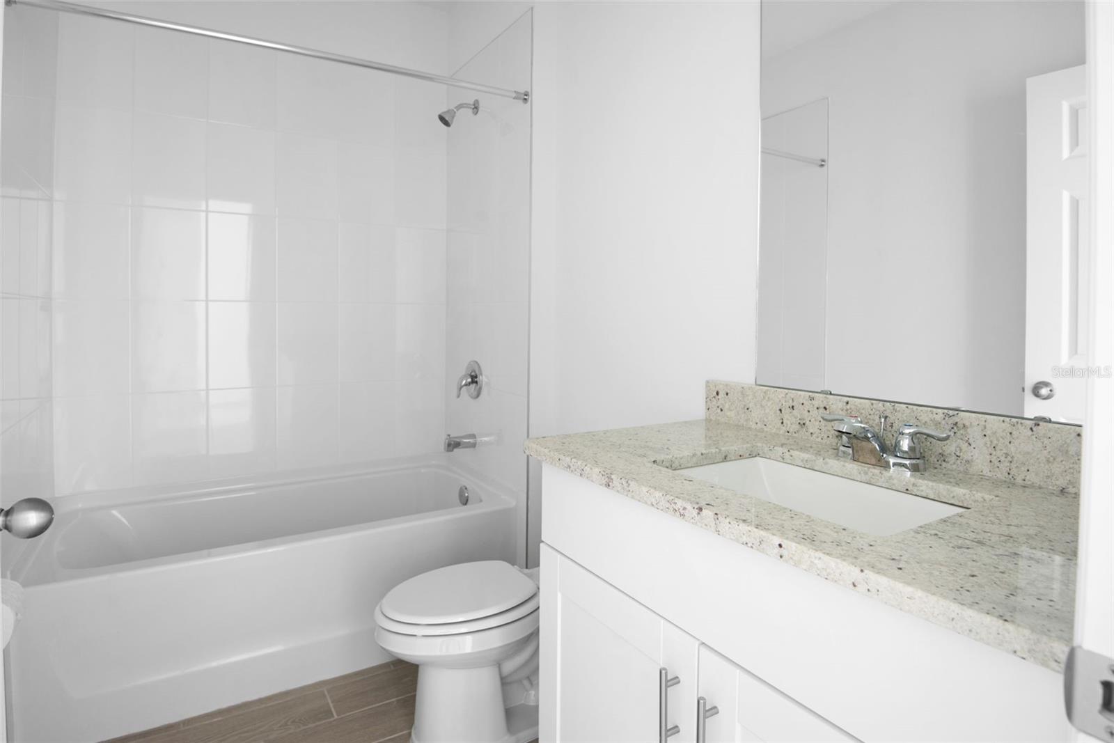 Image 10 of 20 For 1130 Foreshore Lane