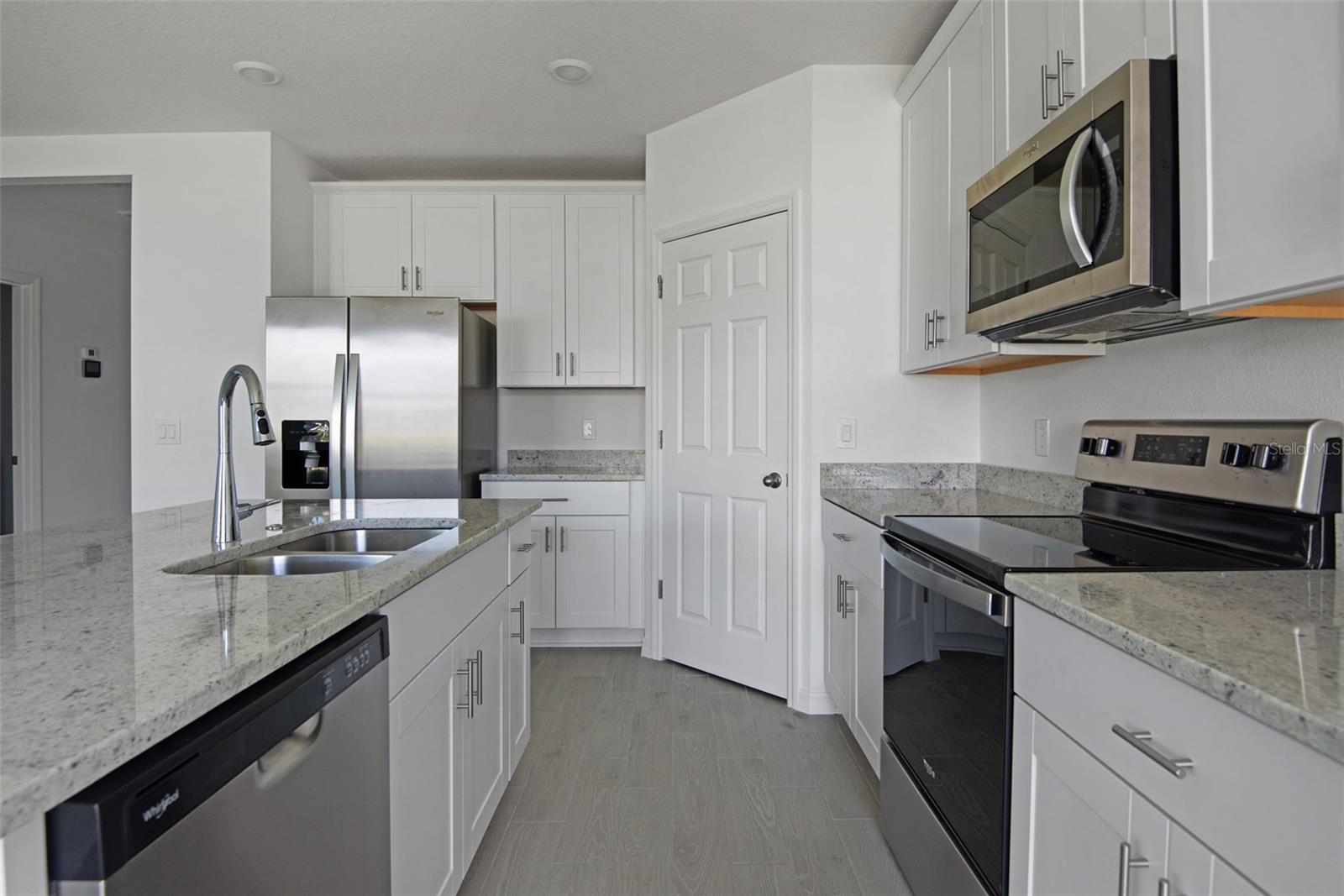 Image 6 of 20 For 1130 Foreshore Lane