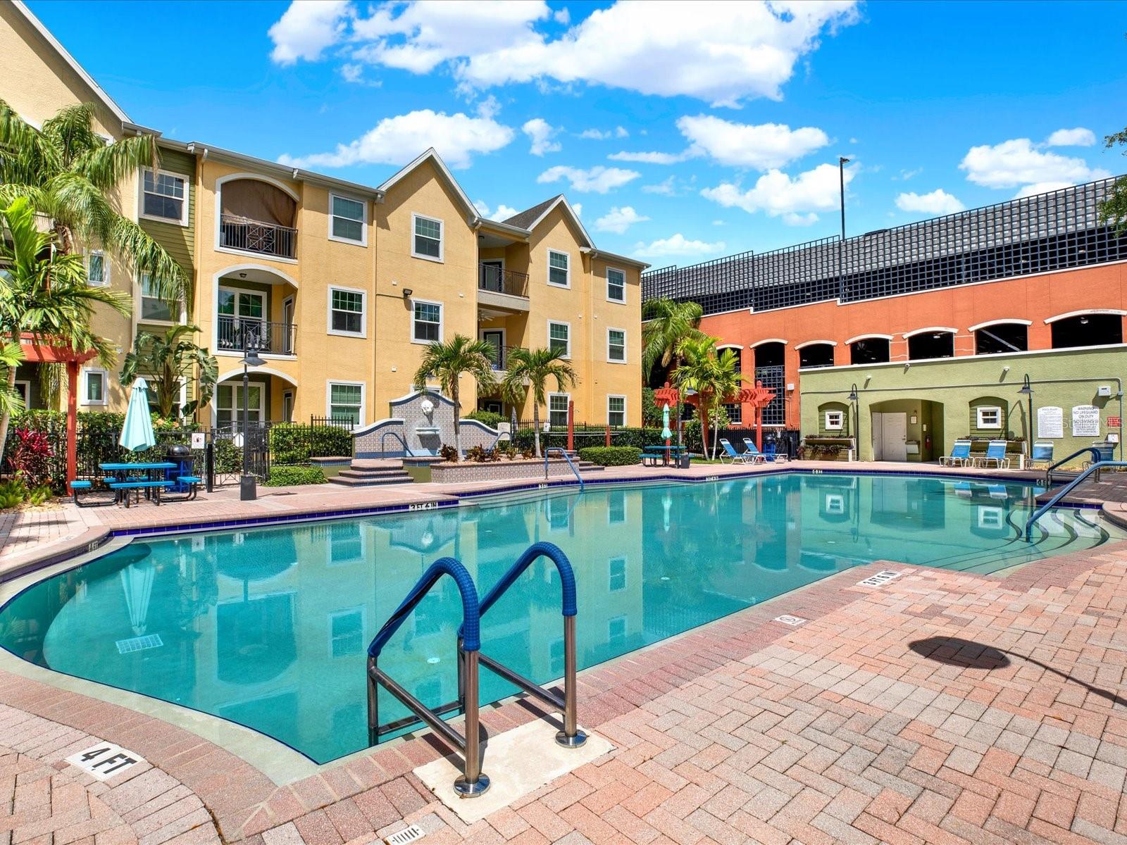 Listing photo id 21 for 1910 Palm Avenue 11216
