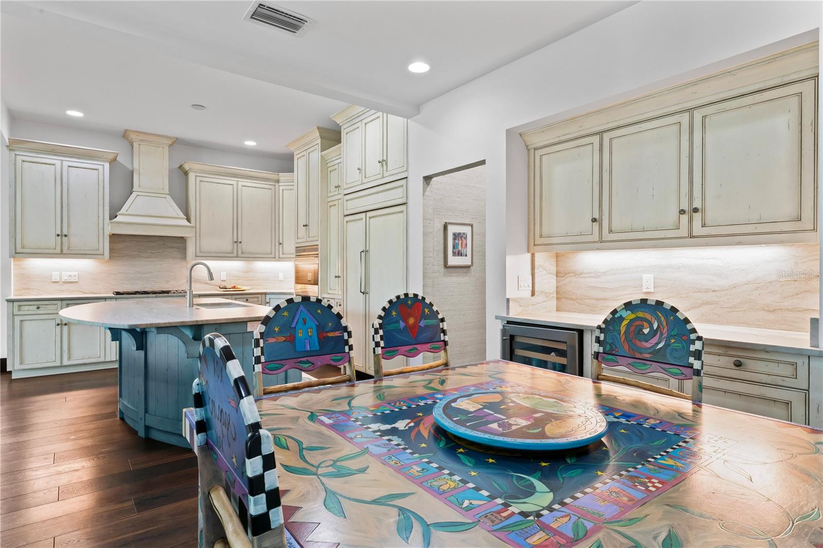 Image 36 of 99 For 90 Bahama Circle