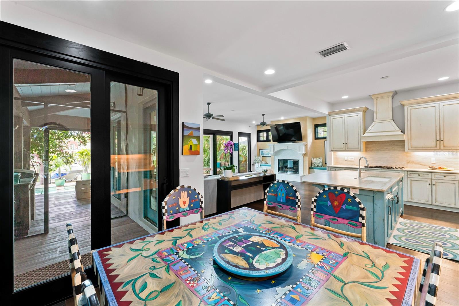 Image 37 of 99 For 90 Bahama Circle