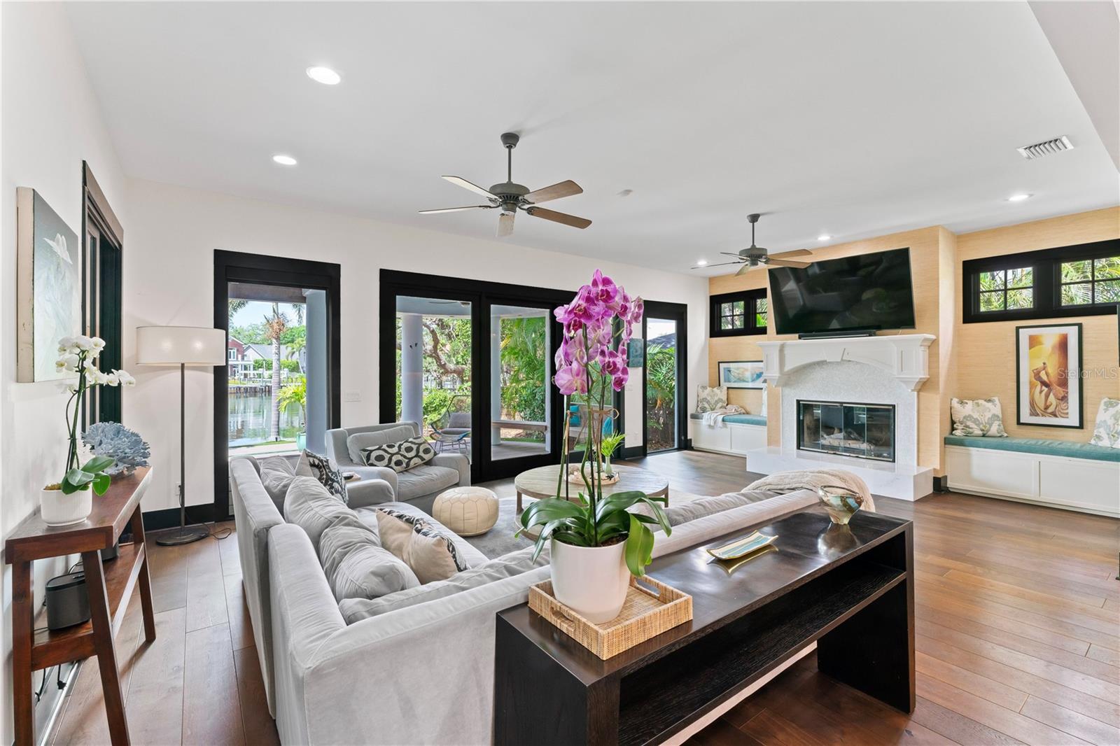 Image 42 of 99 For 90 Bahama Circle