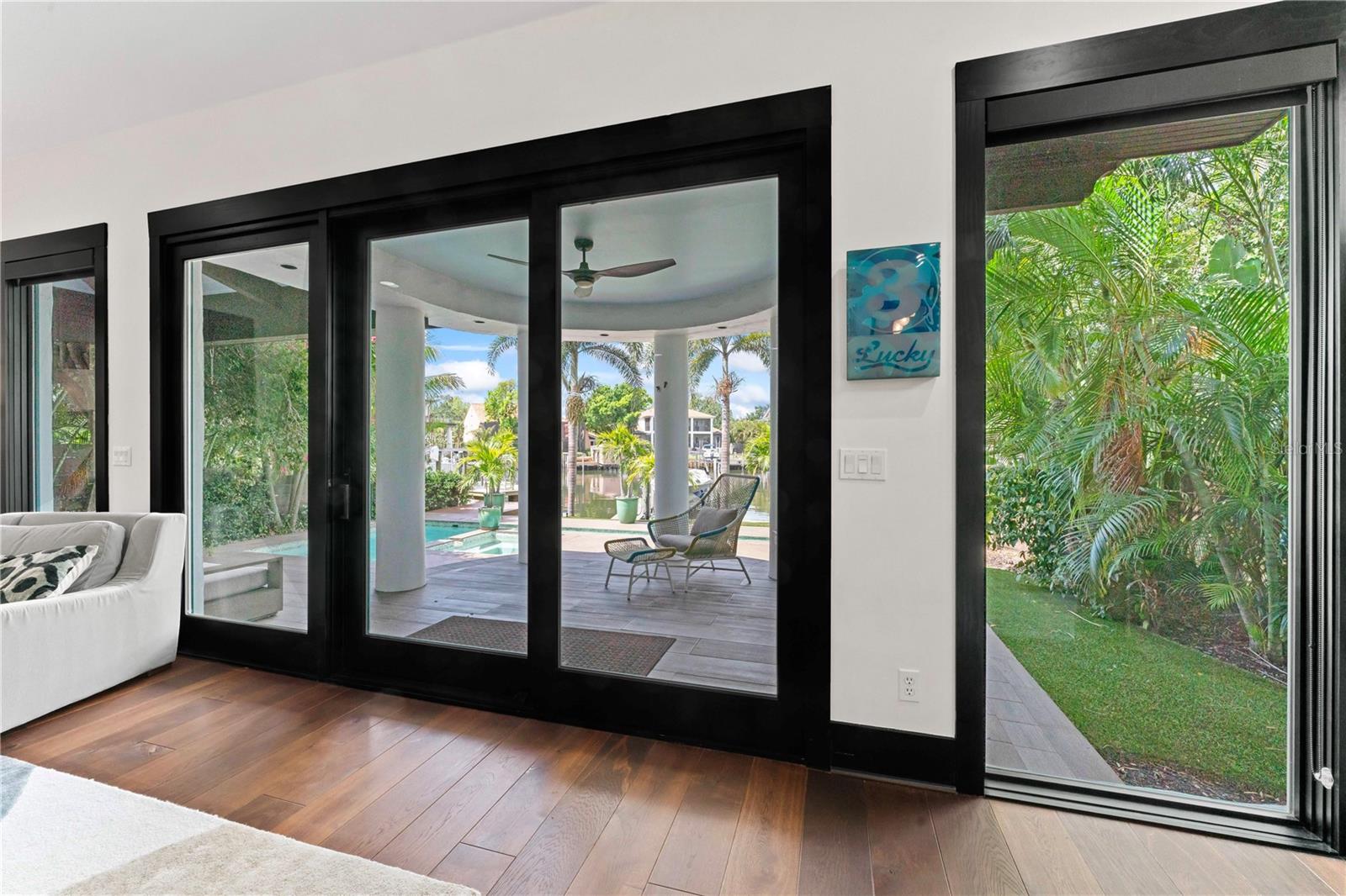 Image 46 of 99 For 90 Bahama Circle