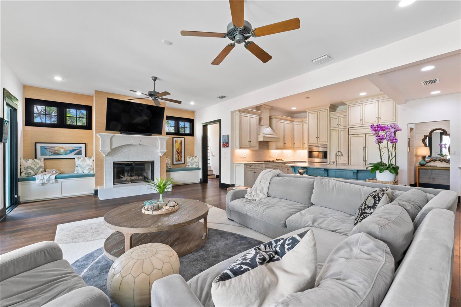 Image 47 of 99 For 90 Bahama Circle
