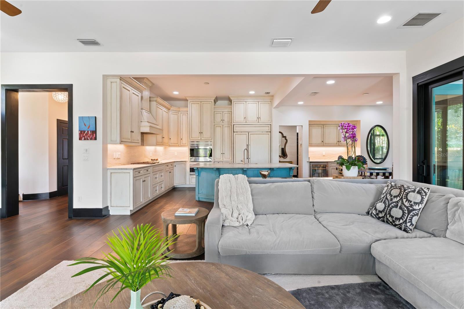 Image 48 of 99 For 90 Bahama Circle