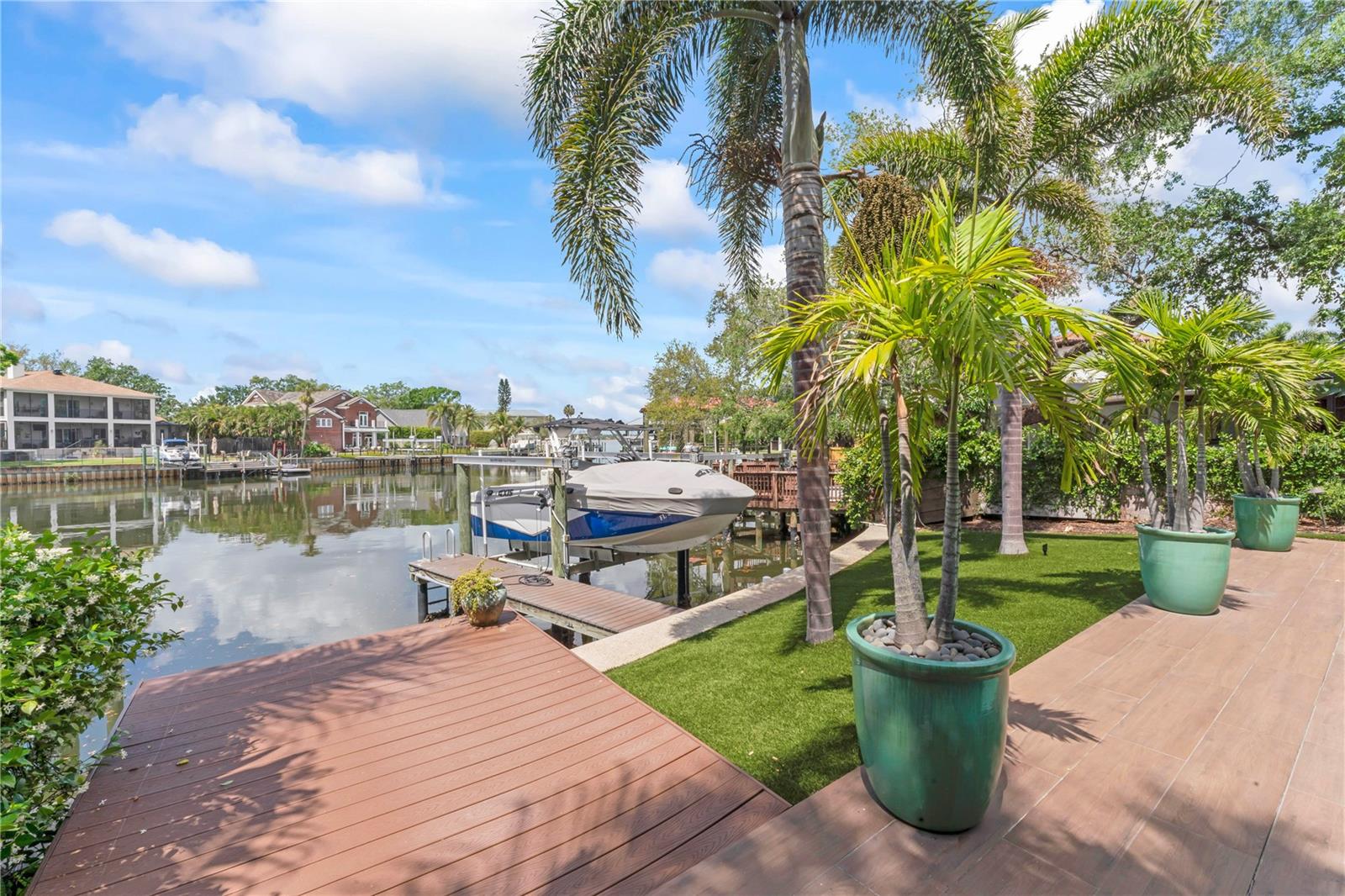 Image 85 of 99 For 90 Bahama Circle