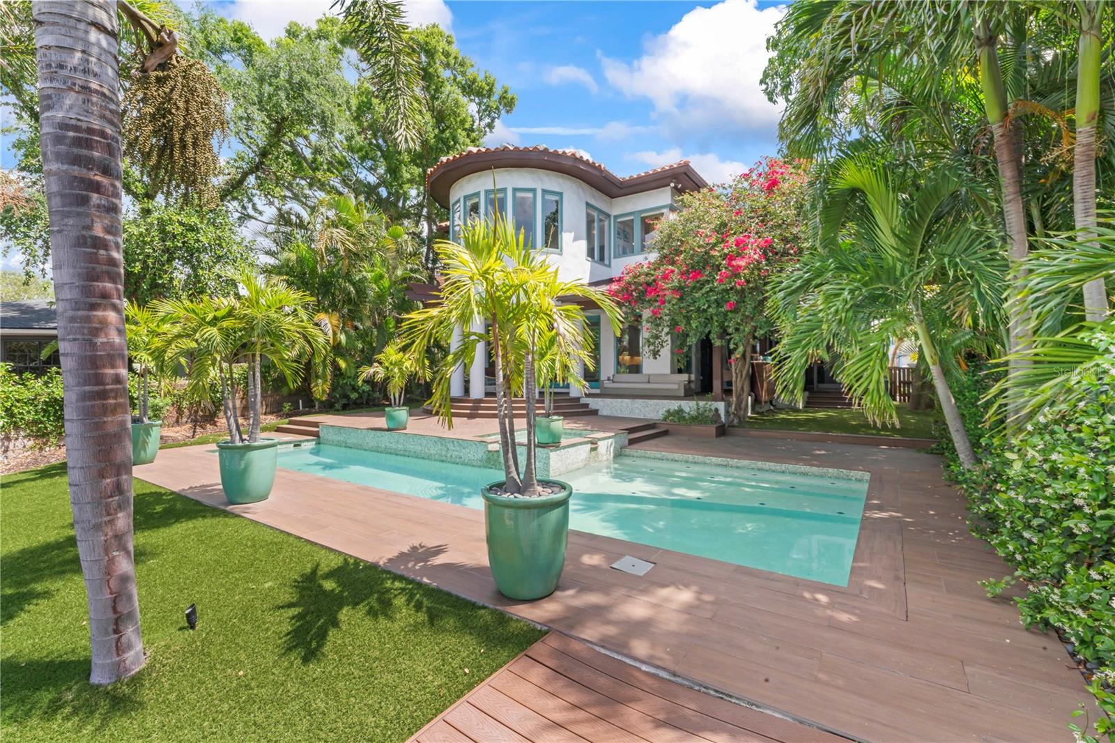 Image 86 of 99 For 90 Bahama Circle