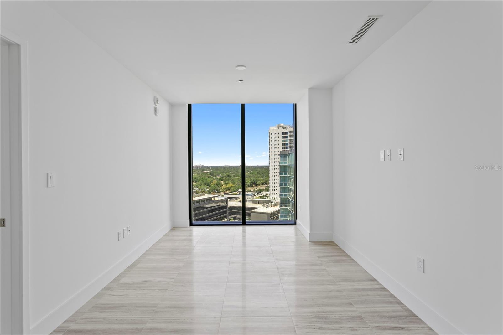 Image 39 of 91 For 2912 Santiago Street 1401