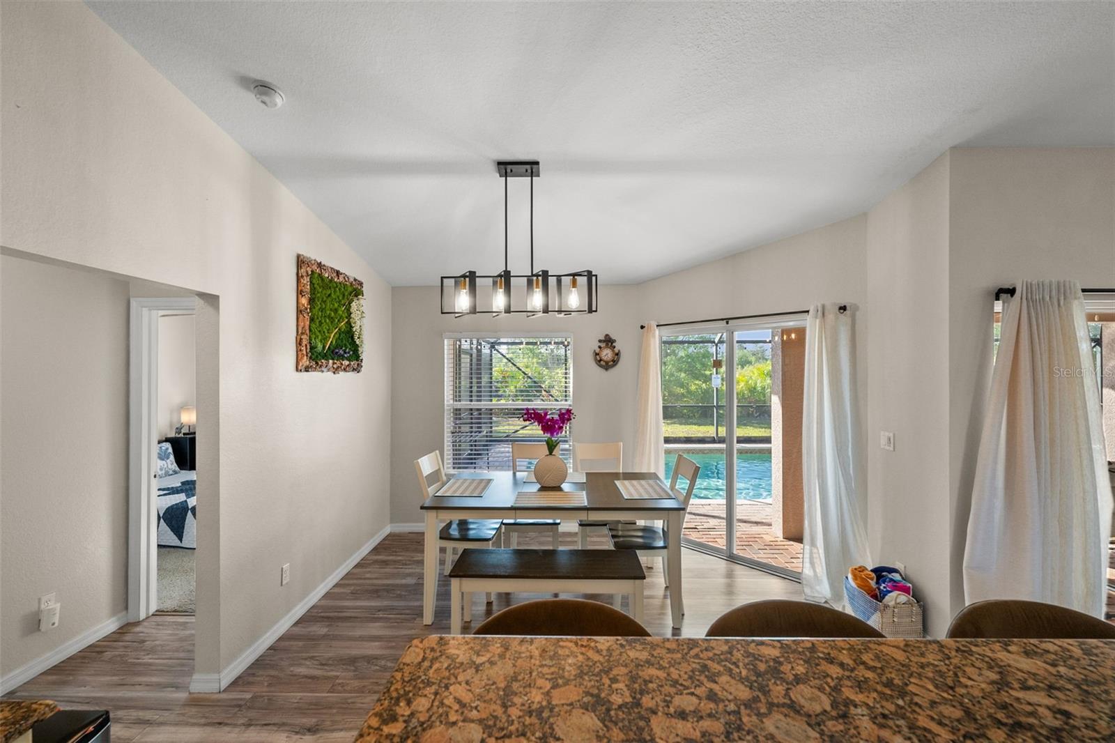 Image 13 of 37 For 7288 Castleberry Terrace