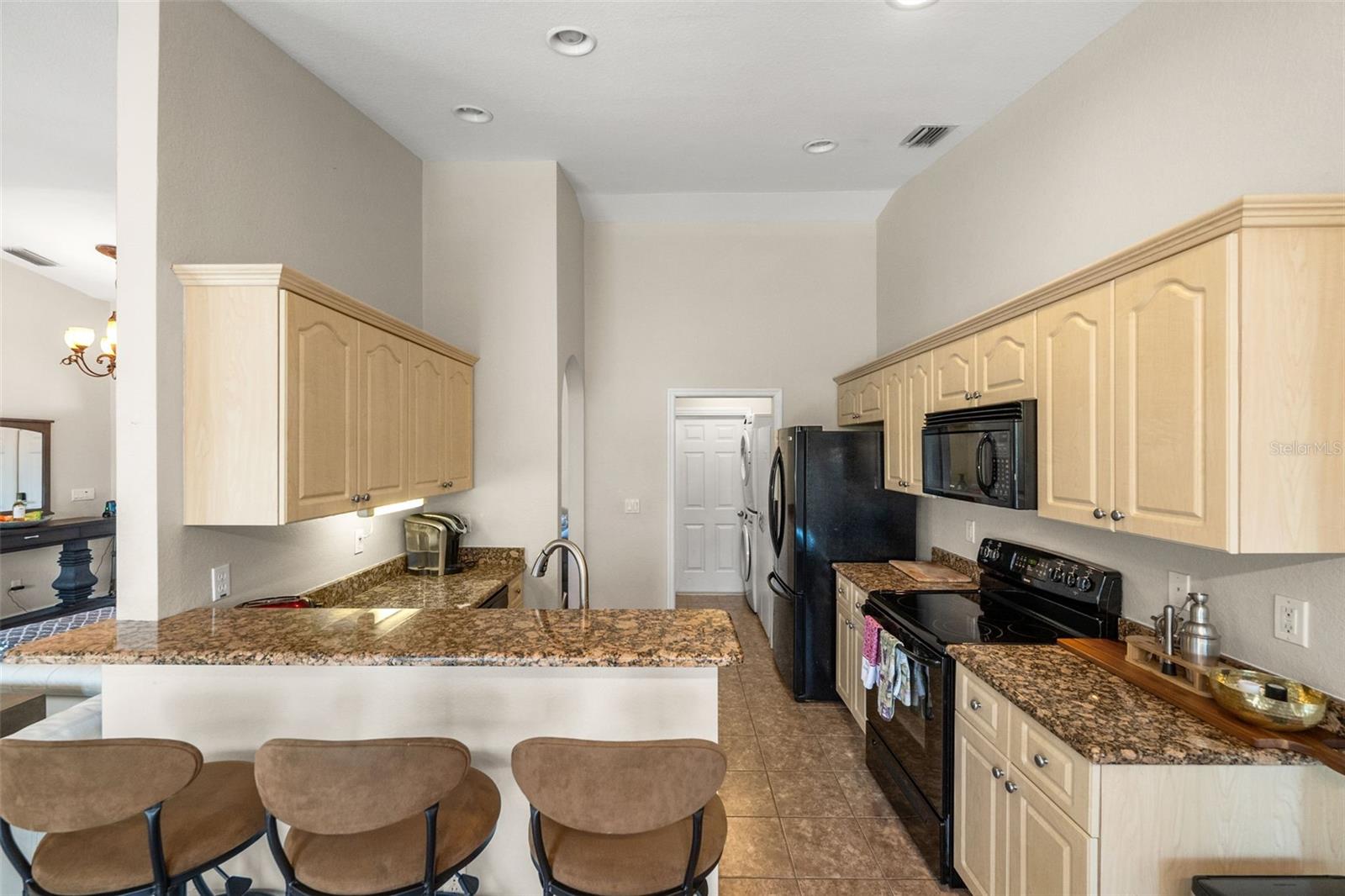 Image 16 of 37 For 7288 Castleberry Terrace