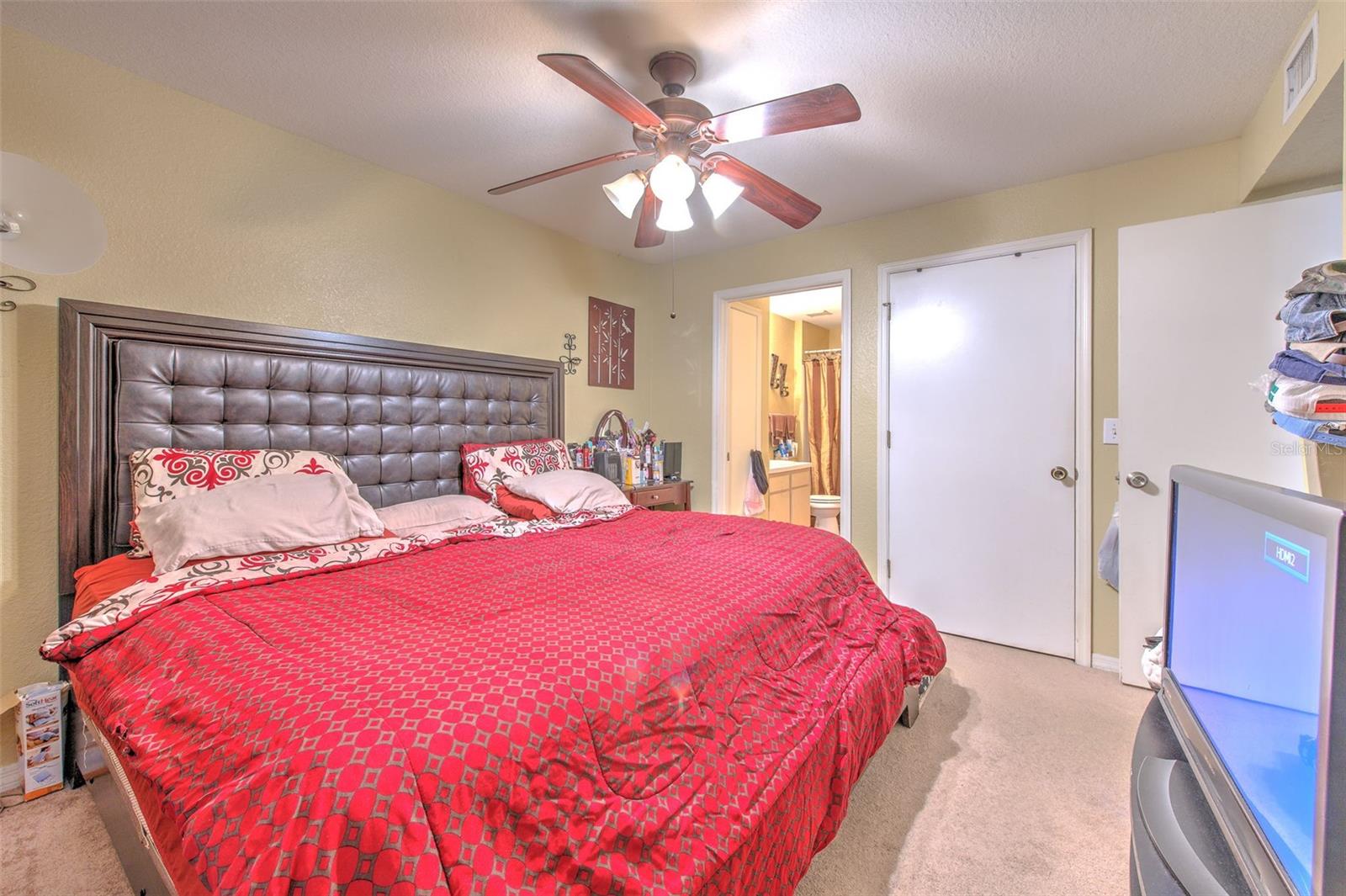 Image 17 of 28 For 13210 Arbor Isle Drive 207